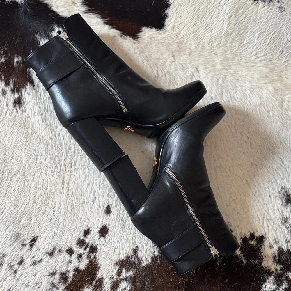 Prada Black Leather Boots - Picture 7 of 16